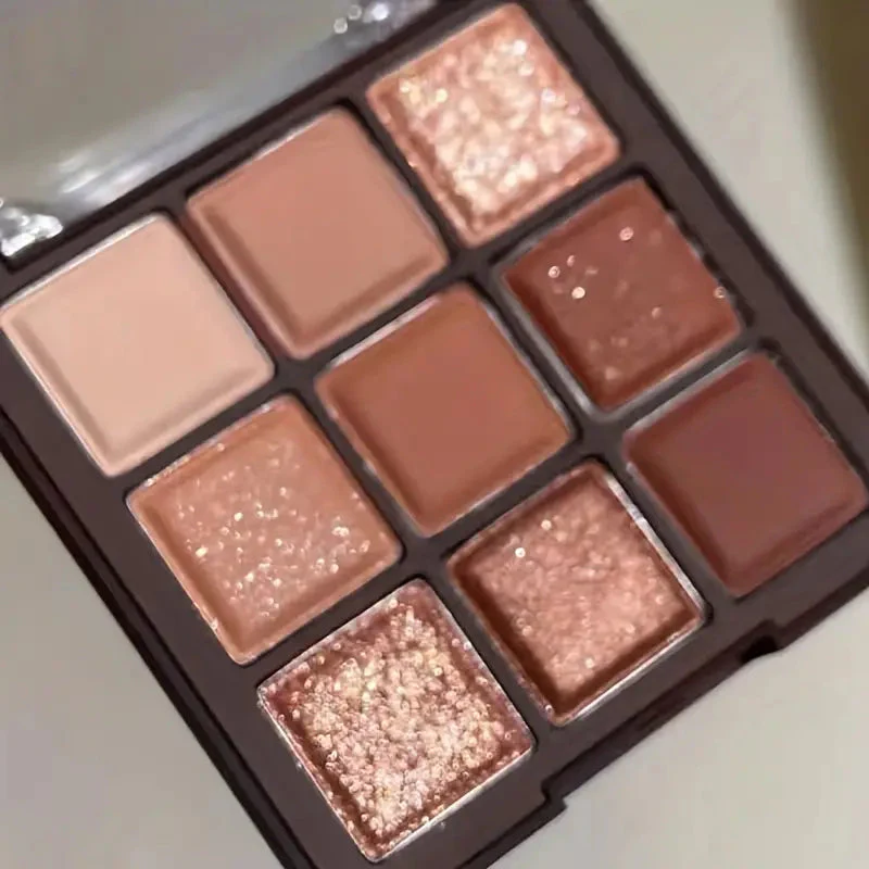 9 Colors Eyeshadow Palette Earth Color Tone Light Makeup - Image 2